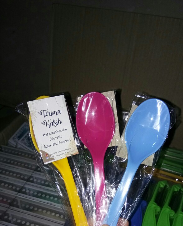 Sendok Melamin Warna  Plastik Free Kut