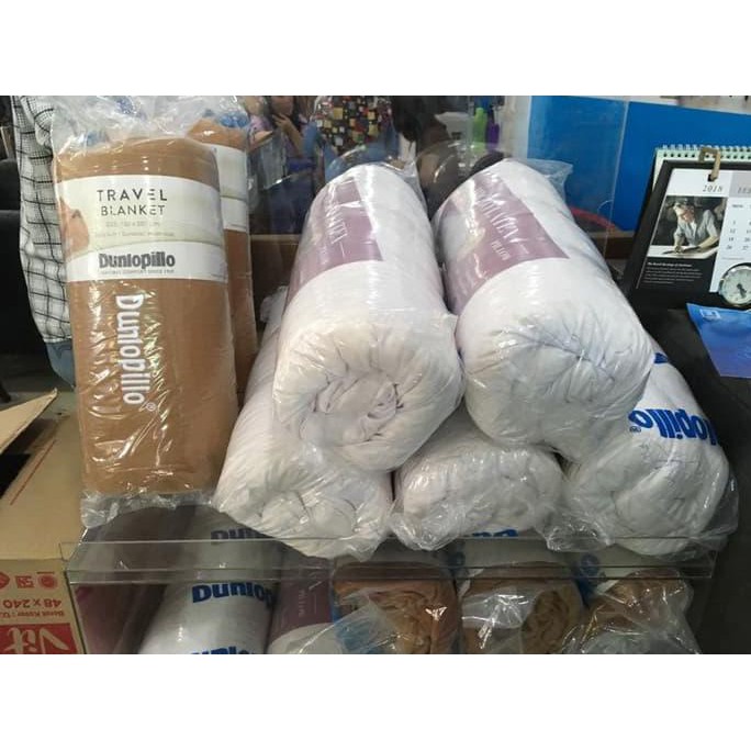 Selimut Dunlopillo / Travel Blanket Dunlopillo