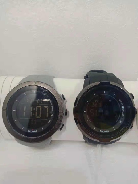 Jam tangan suunto