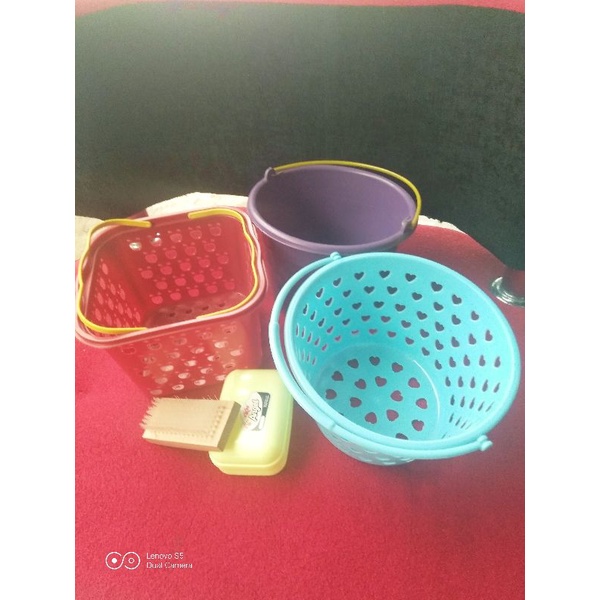 tempat sabun,ember kecil,sikat cuci
