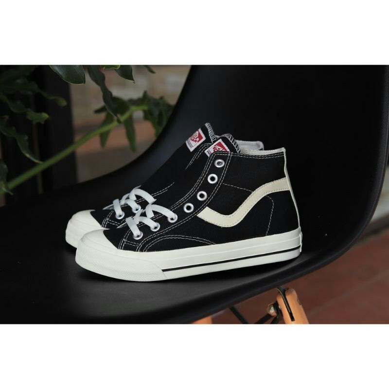 MURAH SEPATU VANTELA HIGH PUBLIC BLACK WHITE