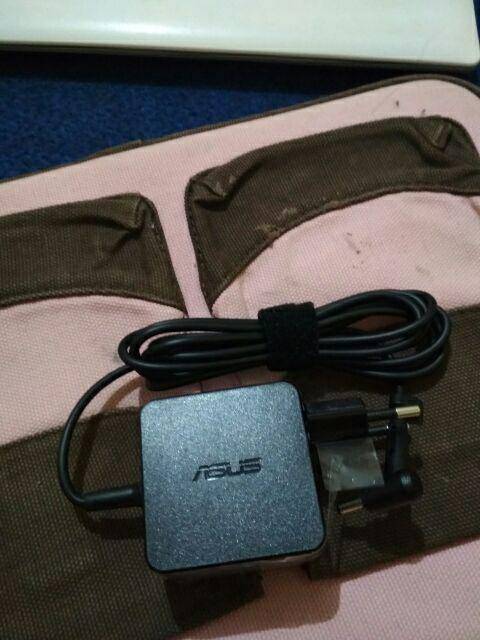 Charger Laptop Asus  X453m X453ma 19V 1.75a