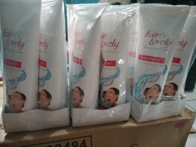 Fair and Lovely Facial Foam 100gr