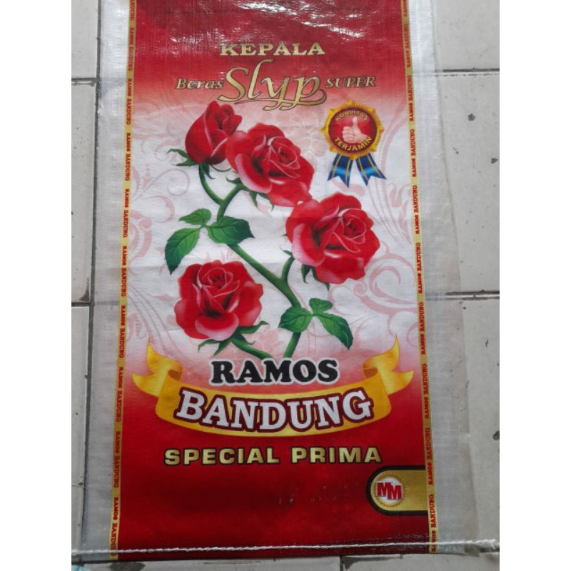 

karung beras laminating 20 kg RAMOS BANDUNG(ini kemasan bukan beras )