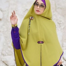 Fashion gamis Aulia ori syar'i syari cocok buat lebaran 2023, warna sangat menarik, favorit semua wa