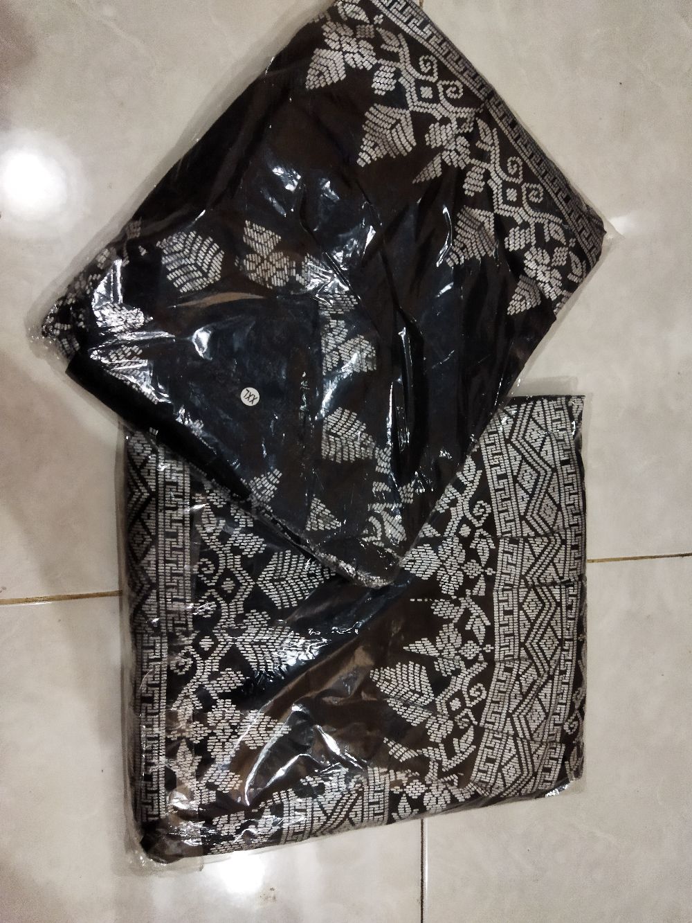 Couple Batik Keluarga || Setelan Couple Batik Ayah Ibu Anak Cewek
