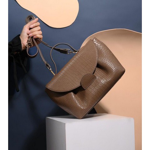 BOA BAG CROCO COFFEE FREEBOOKED by local ID