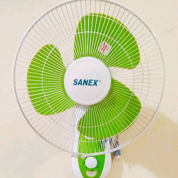 Kipas Angin Dinding Sanex 12 inch / Wall Fan 12 in Sanex 12&quot;