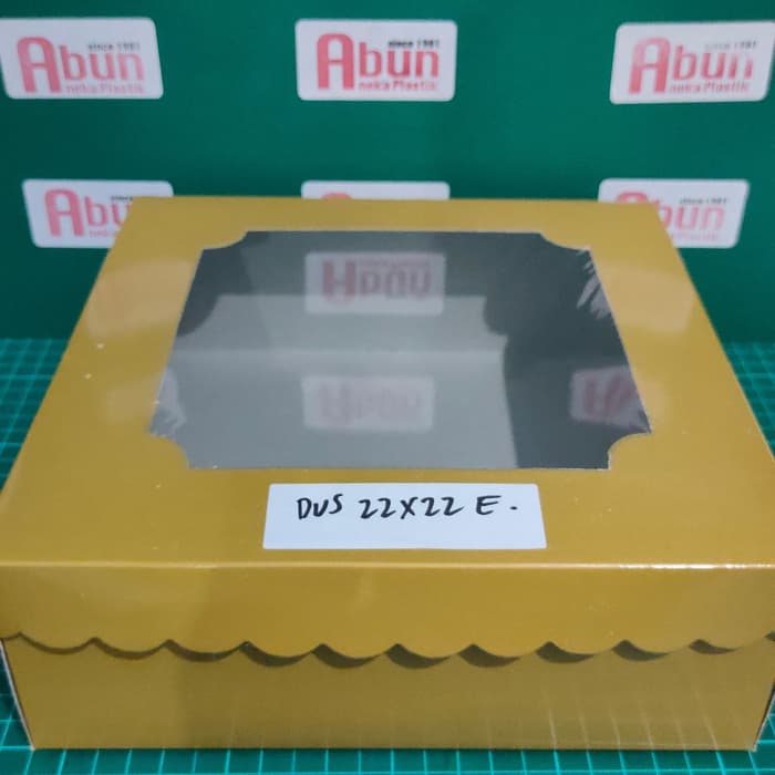 

Dus Emas Kaca (Mitra Box) 22x22 Isi 10pcs