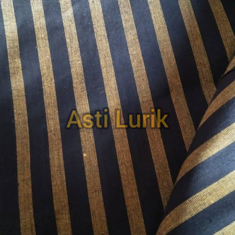 Kain Lurik Tenun Kain ATM ASLI ( 200 x 105 110 ) . Tenun Lurik . Hitam Coklat Keemasan Emas . Kain T