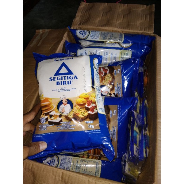 

tepung terigu segitiga biru