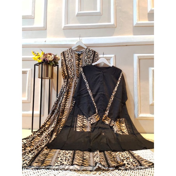 set outer gamis motif macan