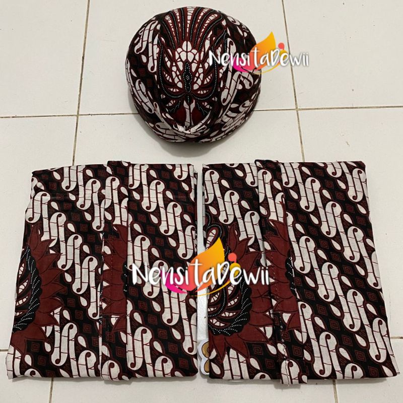 Sepasang Jarik Instan + Blangkon Solo / Sunda, Motif Lereng Barong