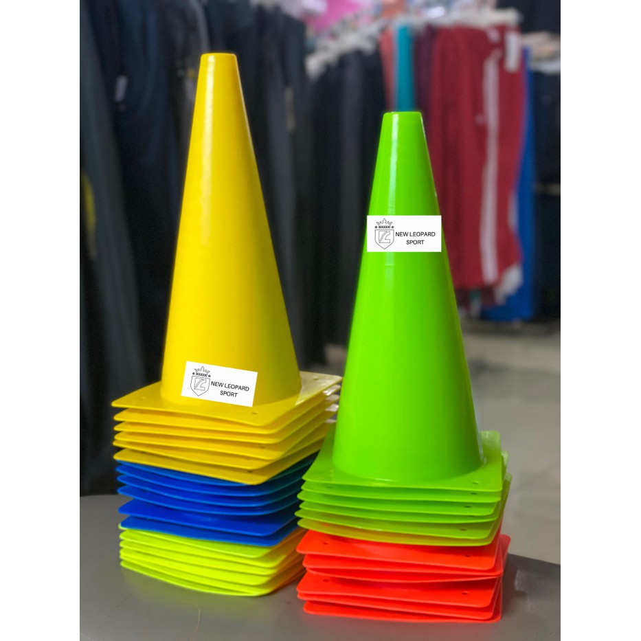 Cone kerucut 32 cm / cones / kun