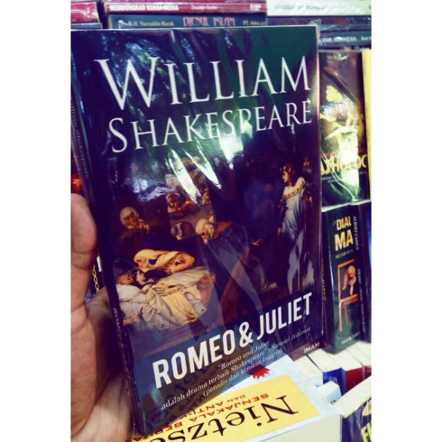 Novel Romeo & Juliet - William Shakespeare