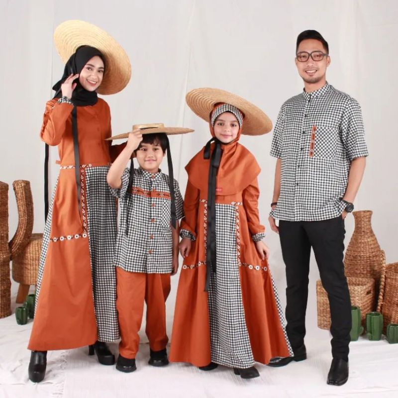 D'SAVANA SARIMBIT DANNIS 2022