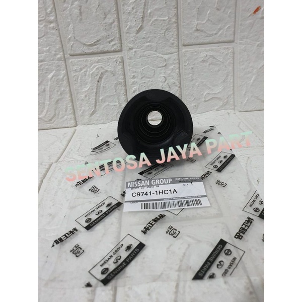 BOOT CV JOINT DALAM LIVINA EVALIA LATIO