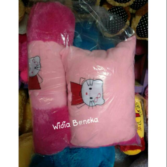 BANTAL GULING BONEKA KARAKTER