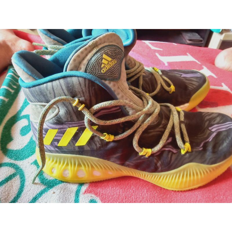 Sepatu Basket Adidas Second Ori Size 44