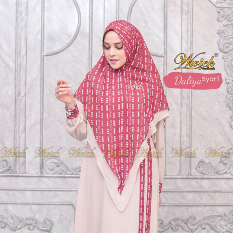 Daliya syari wwiek Muslimah