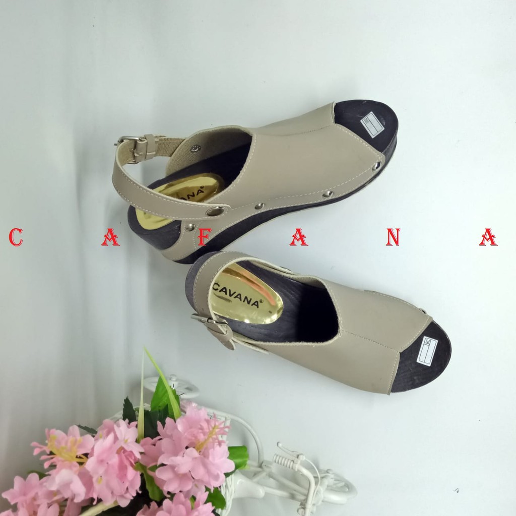 Sandal Wedges Wanita Elegan SDW221