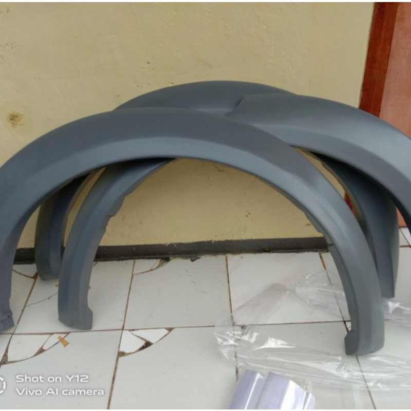 over fender Mitsubishi Triton abu glosy