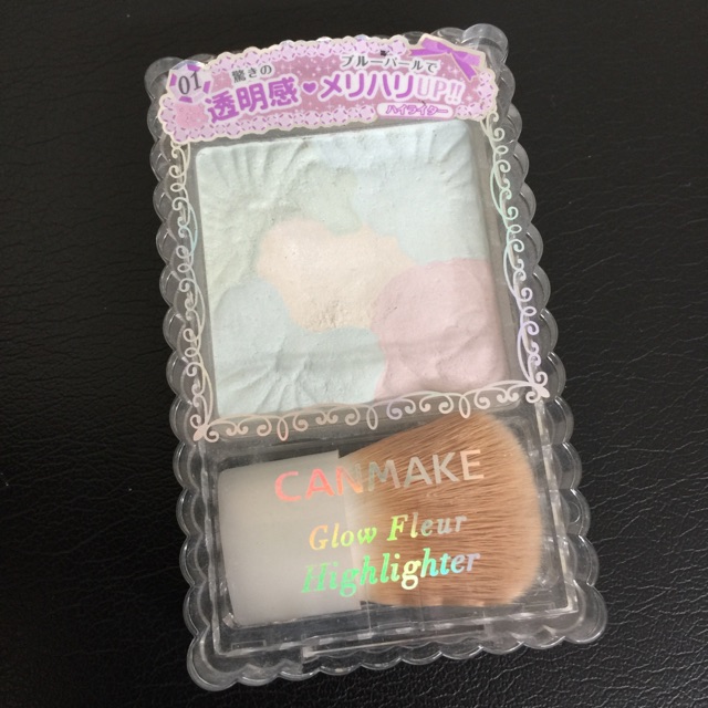 [PRELOVED] CANMAKE GLOW FLEUR HIGHLIGHTER