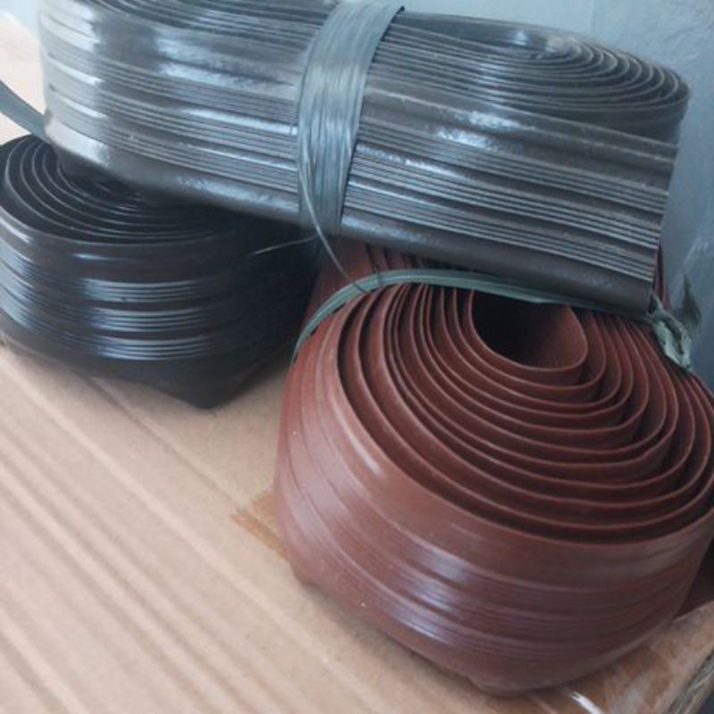 STEPNOSING KARET/LIST KARET TANGGA