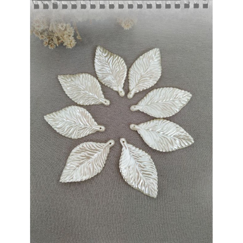 

Mote pearl daun Rp 11.500/10 ukuran 3cm