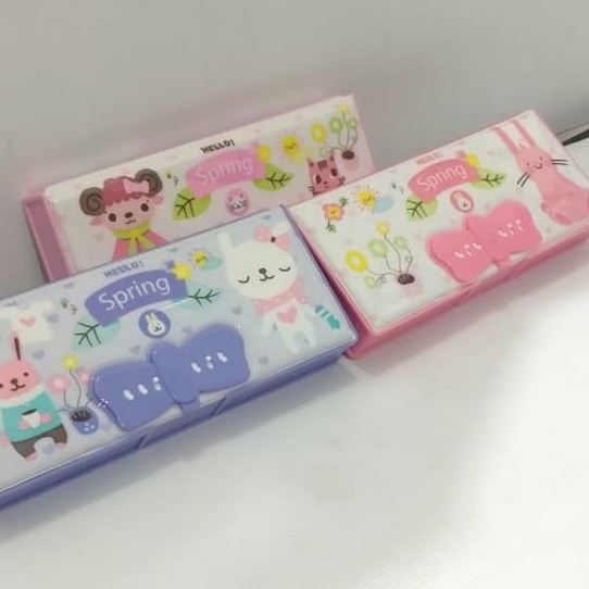 

Tempat Pensil Kode Anak Perempuan