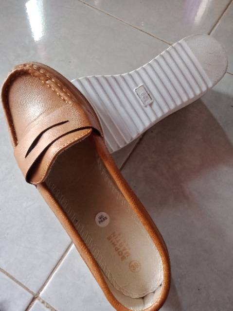 Sepatu isyean  size 39 sophiemartinparis