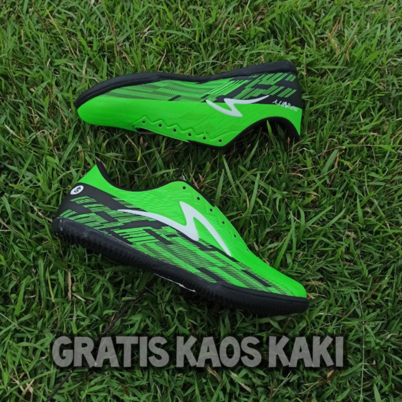 OBRAL BANTING HARGA CUCI GUDANG SEPATU FUTS SPECS BEST SELLER FREE KAOS KAKI TERMURAH SE INDONESIA