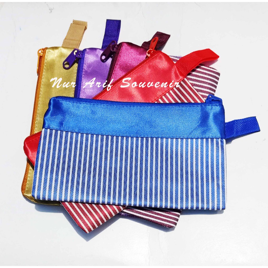 Souvenir Pernikahan Dompet Salur Besar