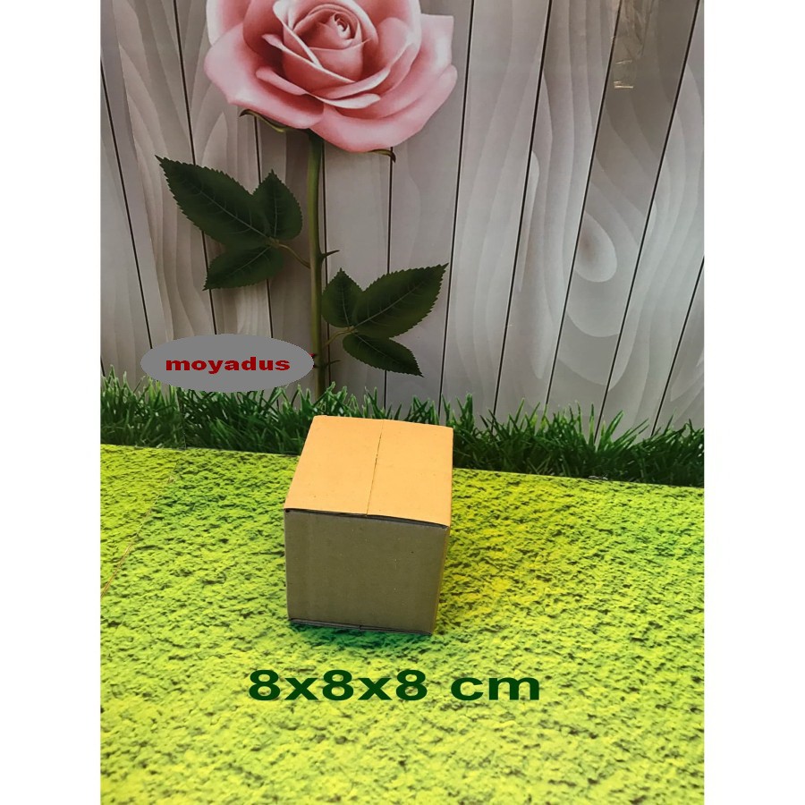 

kardus ,uk.8x8x8 cm.......Karton.(Box Tps )