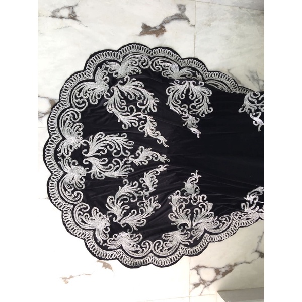 Kebaya Sanghai bludru hitam payet silver