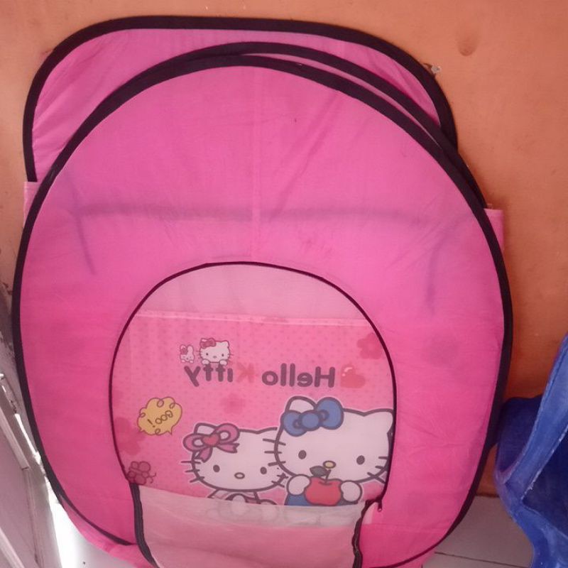 kemah kemahan anak hello kitty.