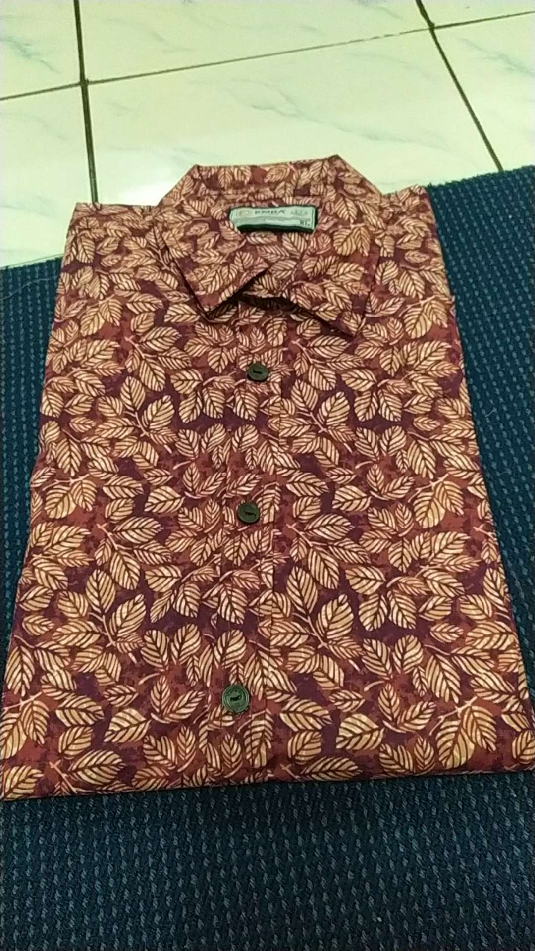 Kemeja Pria Emba Classic Original Lengan Pendek Nixon Red