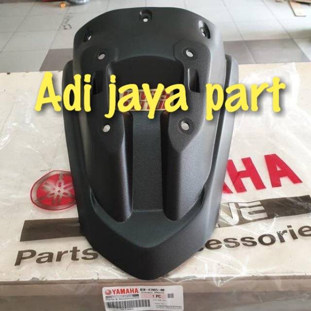 Cover dudukan visor windshield front lexi original Yamaha