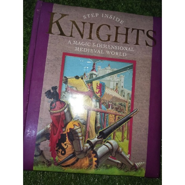 Buku cerita anak - Step Inside - Broadbook 3D - berbahasa inggris - KNIGHT - Miedeval World (prelove