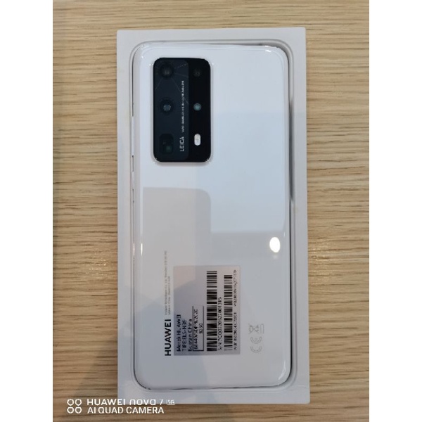 Huawei P40 pro plus second ada titik hitam seikit sekali di layar