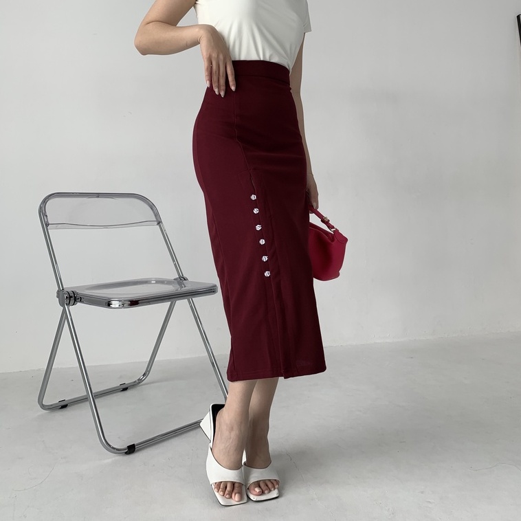 Shermaine Skirt with Button Details / Skirt Wanita