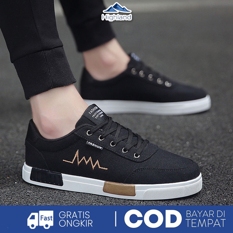 Highland Sepatu Pria Hitam Sneakers Kasual Fashion Sepatu Olahraga bahan sepatu kanvas kerja sekolah Import Men Shoes MC302