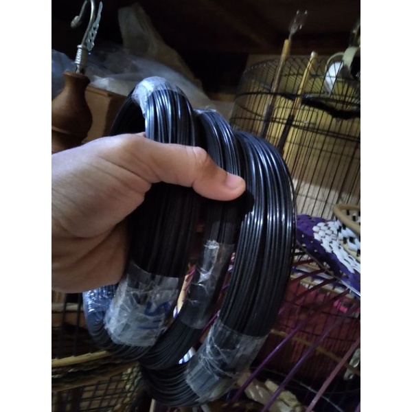 Ruji Fiber Sangkar Ukuran 1,3 mm Roll Hitam.