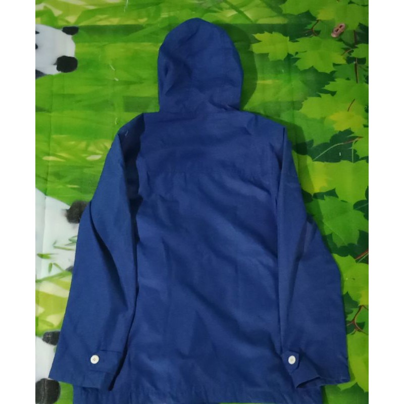 Jaket Parka Guess
