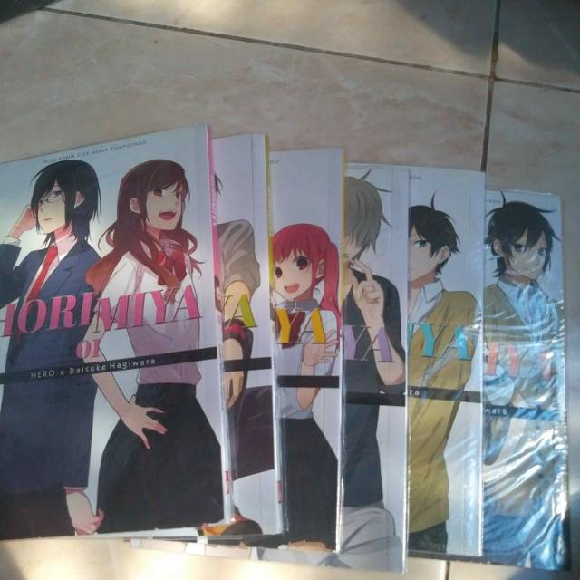 PRELOVED Komik HORIMIYA