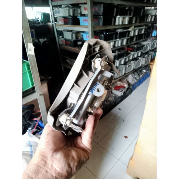 tutup stir Toyota Camry