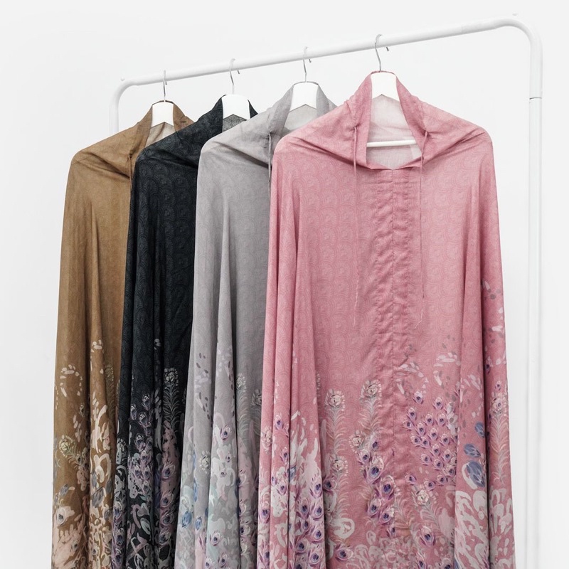 The Ederra Prayer Robe - Buttonscarves