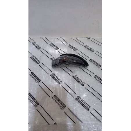 lampu sen spion sigra calya kanan RH