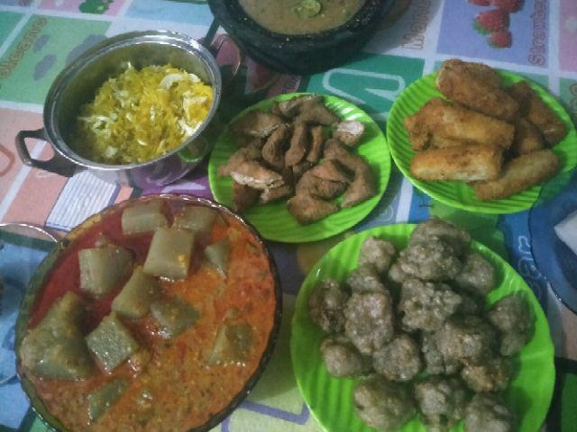 Piring Melamin Ukir Daun Singa Singi P-5002s