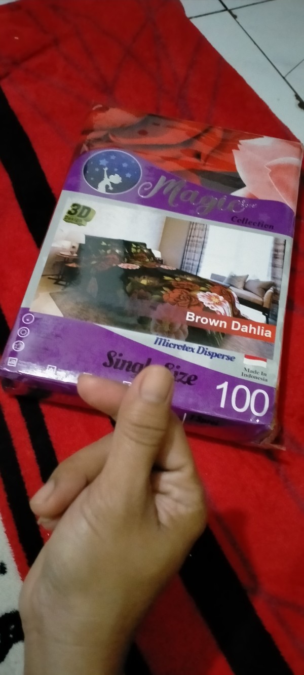 Magic Sprei  Terbaru Uk. 180 , 160 , 120 ,100 , 90 Motif Brown Dahlia